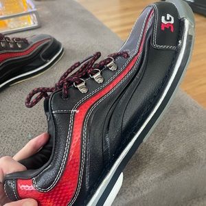 3G bowling shoes